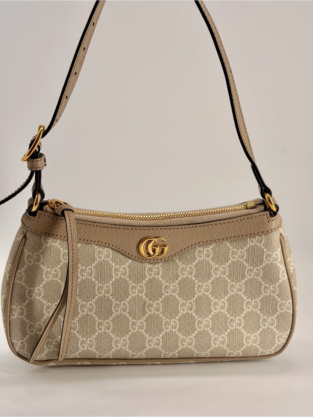 Gucci Small GG Supreme Ophidia shoulder bag Beige